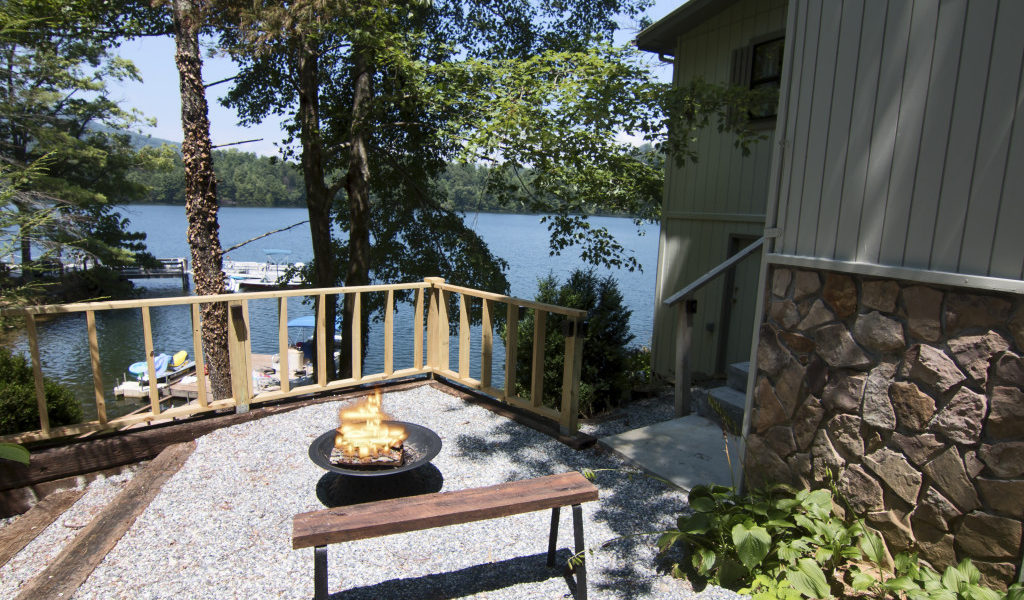 Dock Holiday House A Lake Santeetlah Vacation Rental Located On